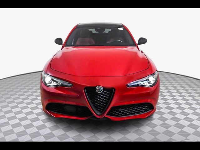 2022 Alfa Romeo Giulia Veloce