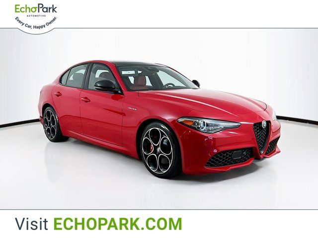 2022 Alfa Romeo Giulia Veloce