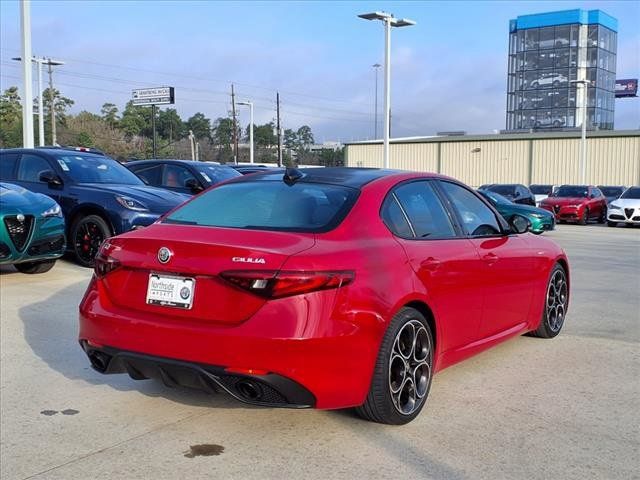 2022 Alfa Romeo Giulia Veloce