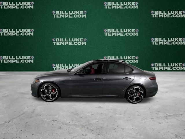 2022 Alfa Romeo Giulia Veloce