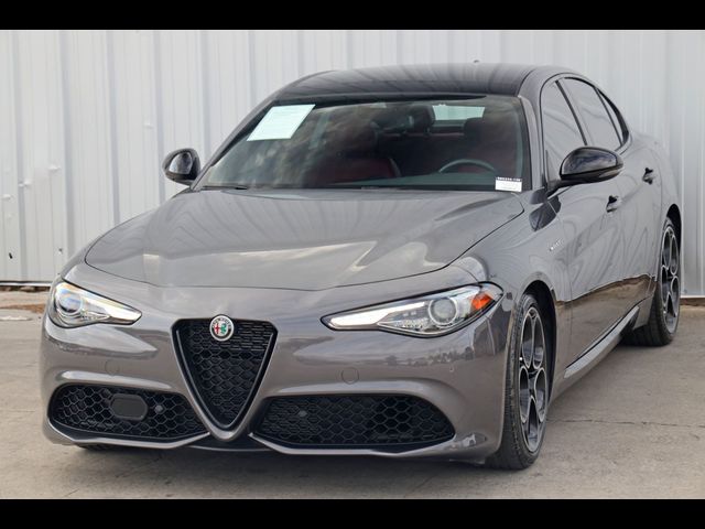 2022 Alfa Romeo Giulia Veloce