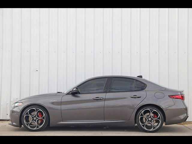 2022 Alfa Romeo Giulia Veloce