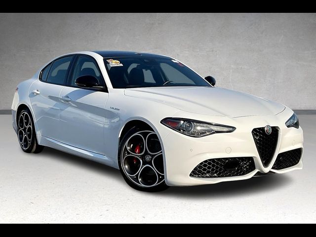 2022 Alfa Romeo Giulia Veloce