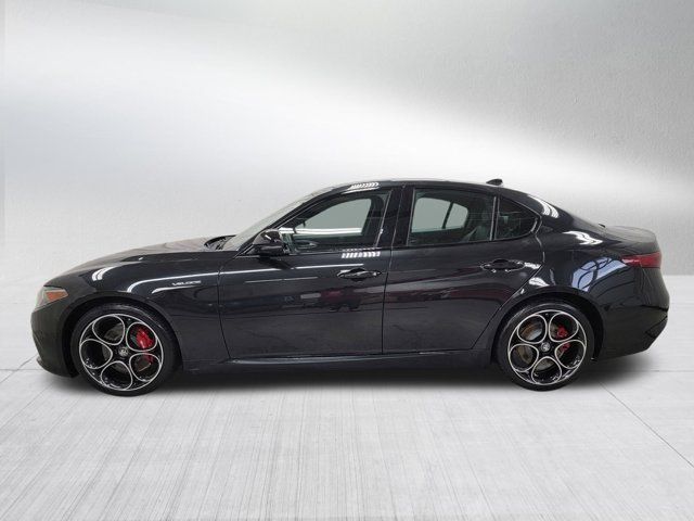 2022 Alfa Romeo Giulia Veloce