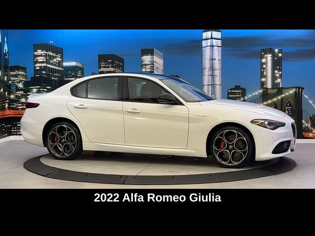 2022 Alfa Romeo Giulia Veloce