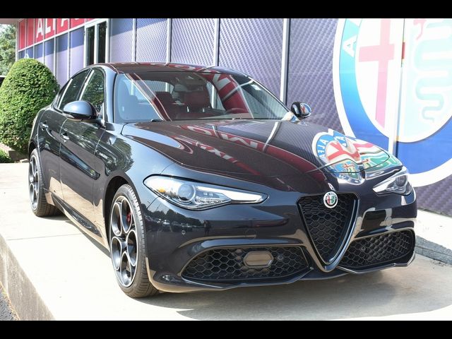 2022 Alfa Romeo Giulia Veloce