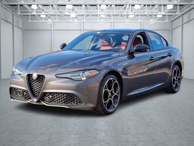 2022 Alfa Romeo Giulia Veloce