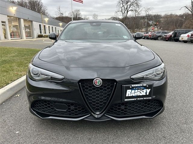 2022 Alfa Romeo Giulia Veloce