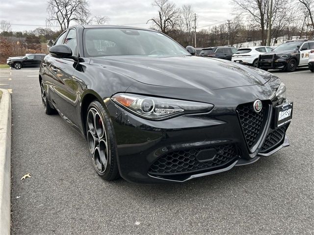 2022 Alfa Romeo Giulia Veloce