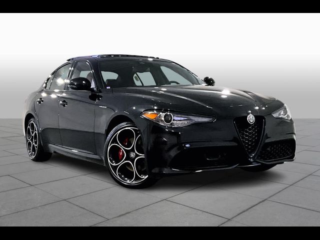 2022 Alfa Romeo Giulia Veloce