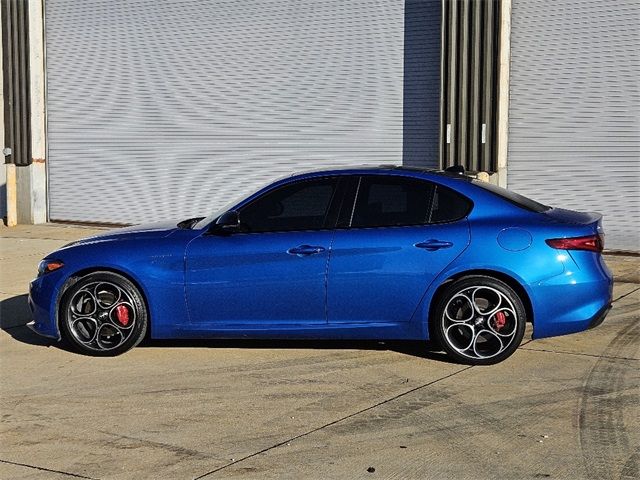 2022 Alfa Romeo Giulia Veloce