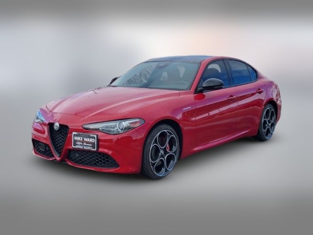 2022 Alfa Romeo Giulia Veloce