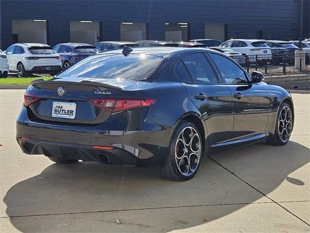 2022 Alfa Romeo Giulia Veloce