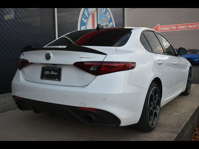 2022 Alfa Romeo Giulia Veloce