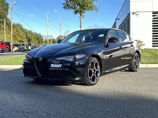 2022 Alfa Romeo Giulia Veloce