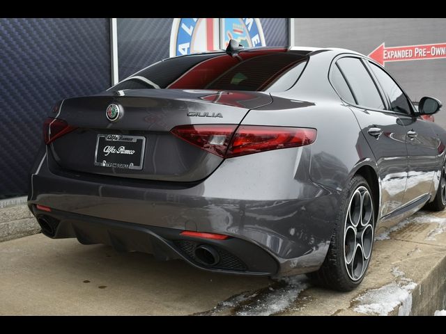 2022 Alfa Romeo Giulia Veloce