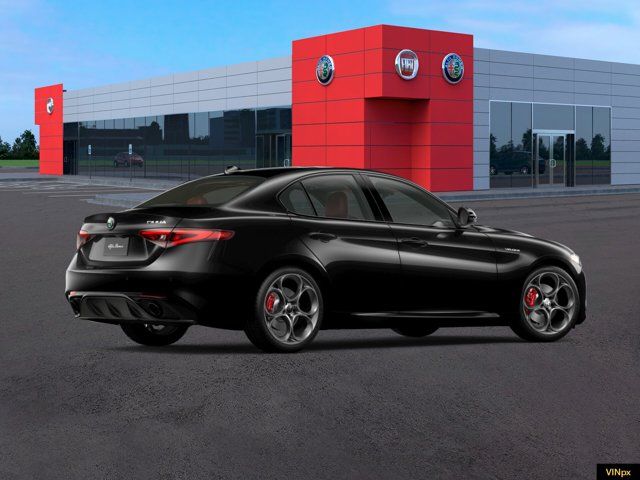 2022 Alfa Romeo Giulia Veloce