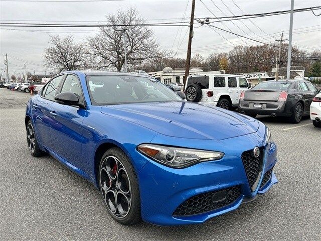 2022 Alfa Romeo Giulia Veloce