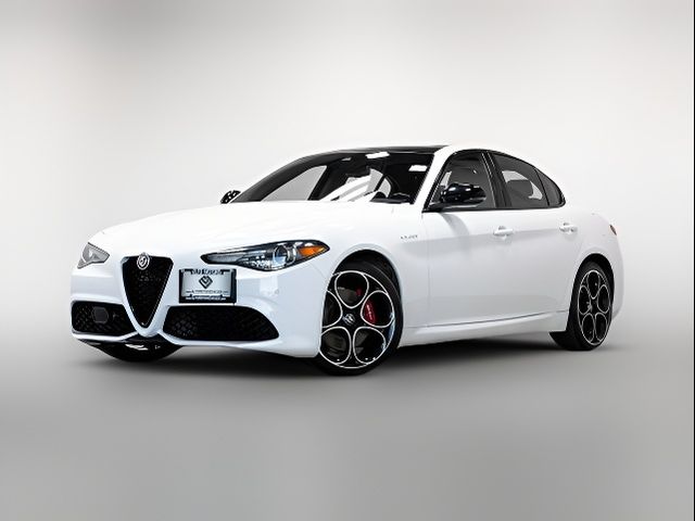 2022 Alfa Romeo Giulia Veloce