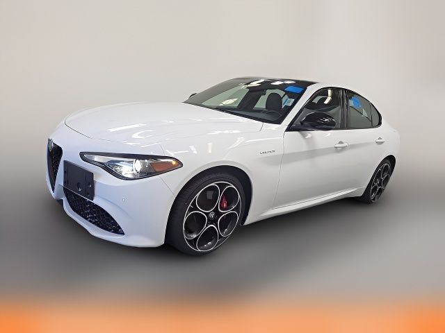 2022 Alfa Romeo Giulia Veloce