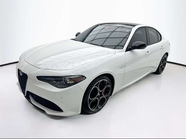 2022 Alfa Romeo Giulia Veloce