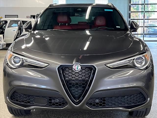 2022 Alfa Romeo Stelvio Sprint