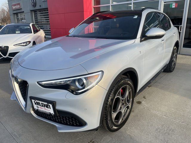 2022 Alfa Romeo Stelvio Ti