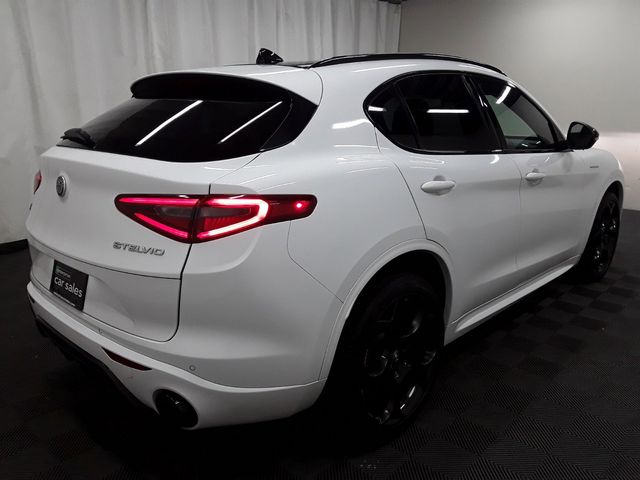 2022 Alfa Romeo Stelvio Veloce