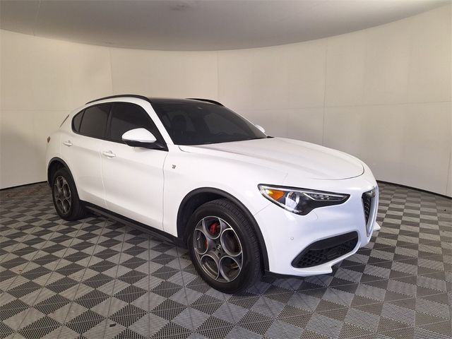 2022 Alfa Romeo Stelvio Ti