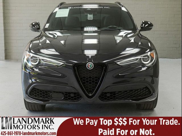 2022 Alfa Romeo Stelvio Veloce