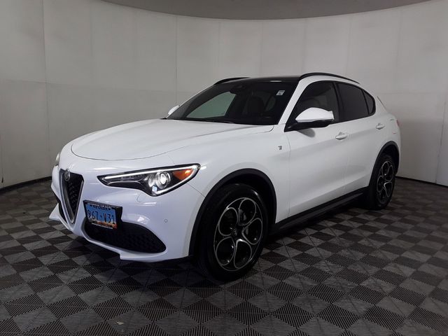 2022 Alfa Romeo Stelvio Ti