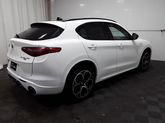 2022 Alfa Romeo Stelvio Veloce