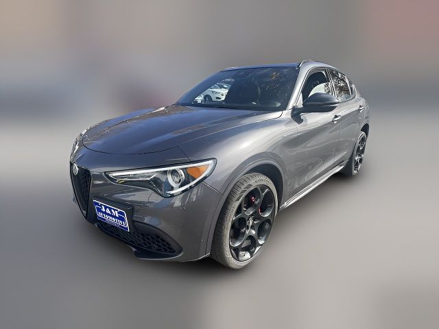 2022 Alfa Romeo Stelvio Veloce