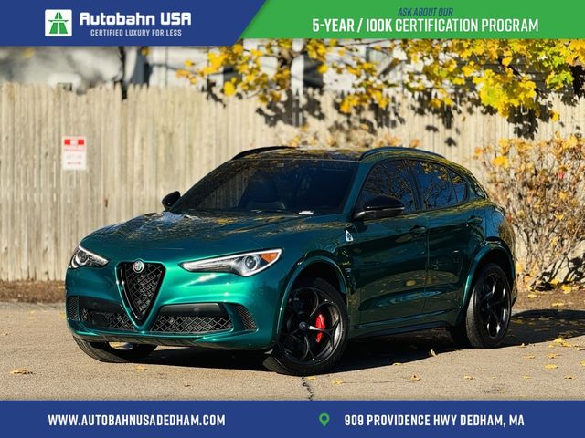 2022 Alfa Romeo Stelvio Quadrifoglio