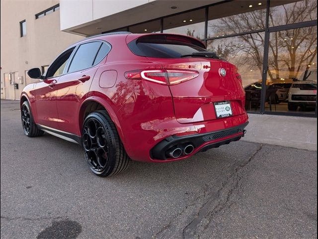 2022 Alfa Romeo Stelvio Quadrifoglio