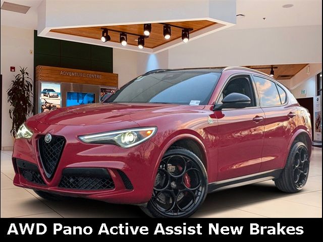 2022 Alfa Romeo Stelvio Quadrifoglio