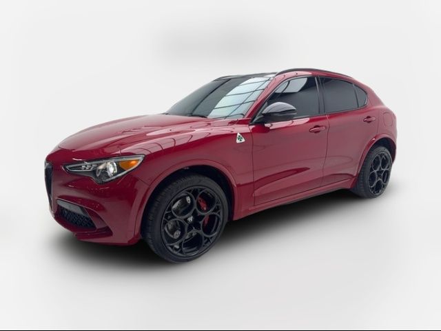 2022 Alfa Romeo Stelvio Quadrifoglio