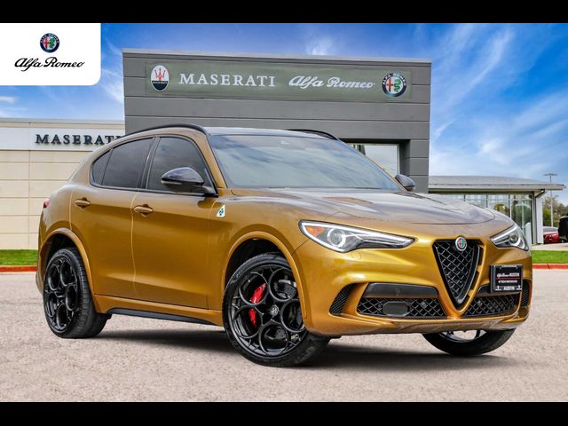 2022 Alfa Romeo Stelvio Quadrifoglio