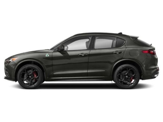 2022 Alfa Romeo Stelvio Quadrifoglio