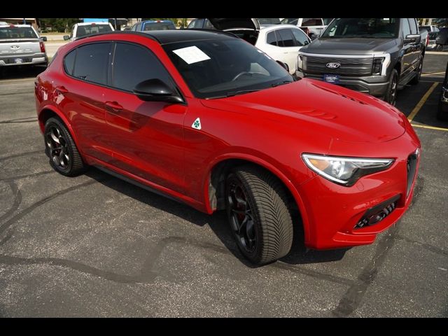 2022 Alfa Romeo Stelvio Quadrifoglio