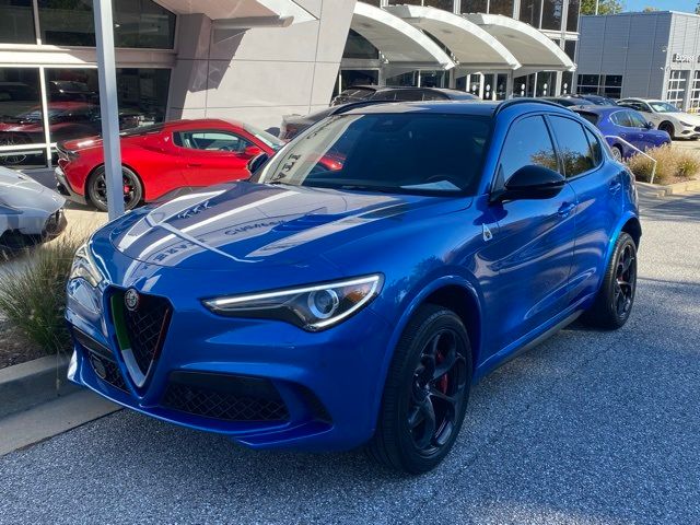 2022 Alfa Romeo Stelvio Quadrifoglio