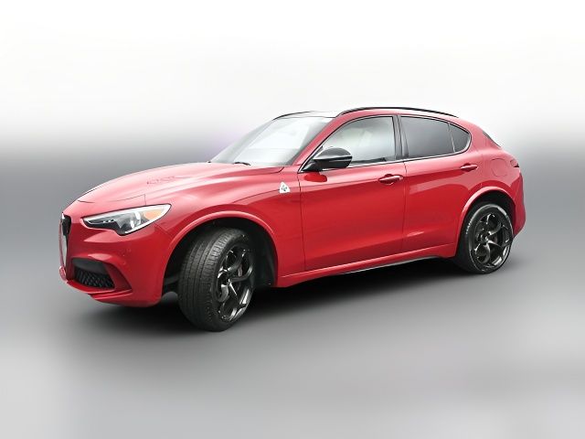 2022 Alfa Romeo Stelvio Quadrifoglio