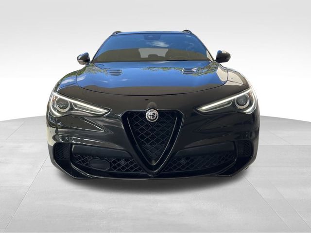 2022 Alfa Romeo Stelvio Quadrifoglio