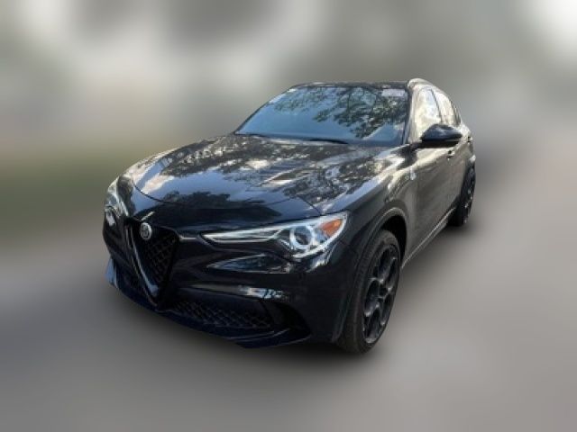 2022 Alfa Romeo Stelvio Quadrifoglio