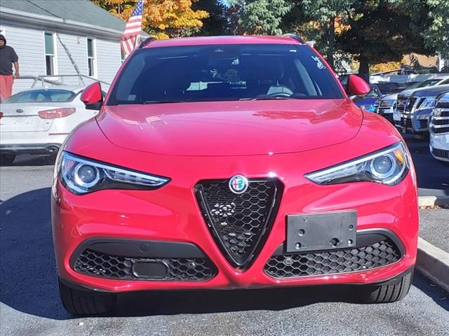 2022 Alfa Romeo Stelvio Sprint