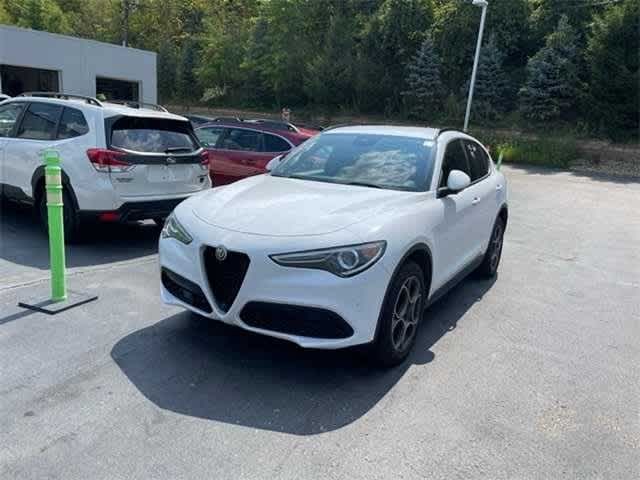 2022 Alfa Romeo Stelvio Sprint