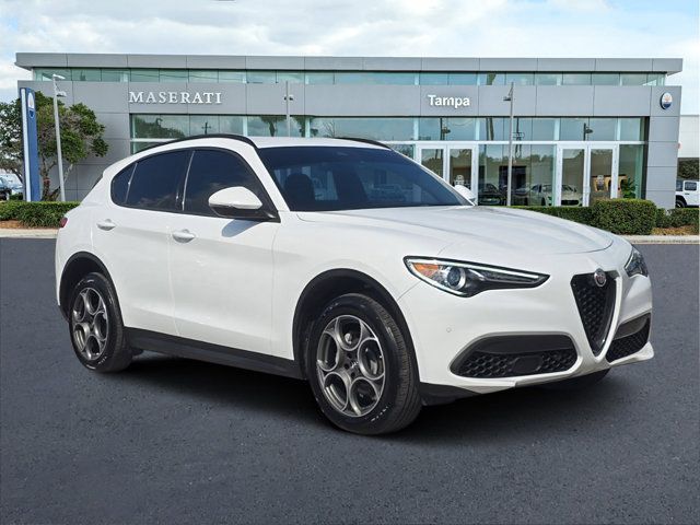 2022 Alfa Romeo Stelvio Sprint