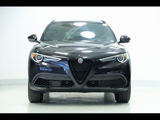 2022 Alfa Romeo Stelvio Sprint