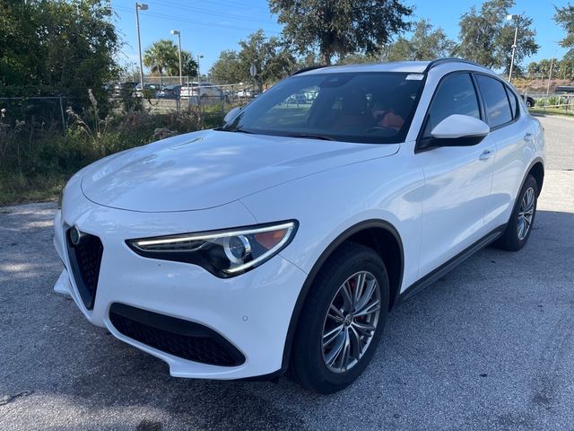 2022 Alfa Romeo Stelvio Sprint