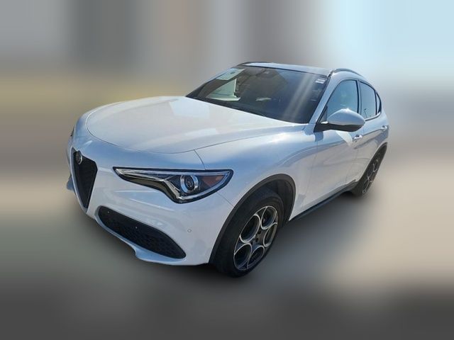 2022 Alfa Romeo Stelvio Sprint